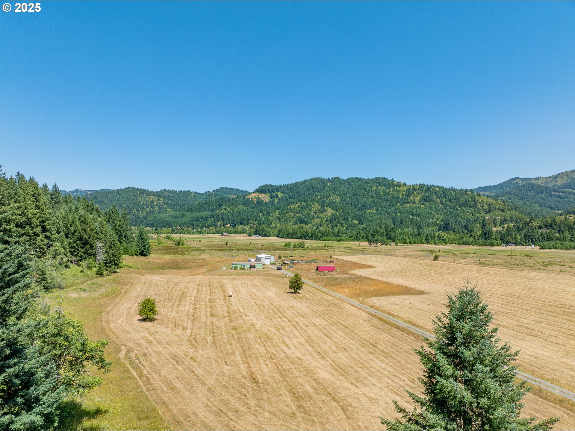 45651 Johnson Mountain Road Powers, OR 97466 - Photo 8 of 29