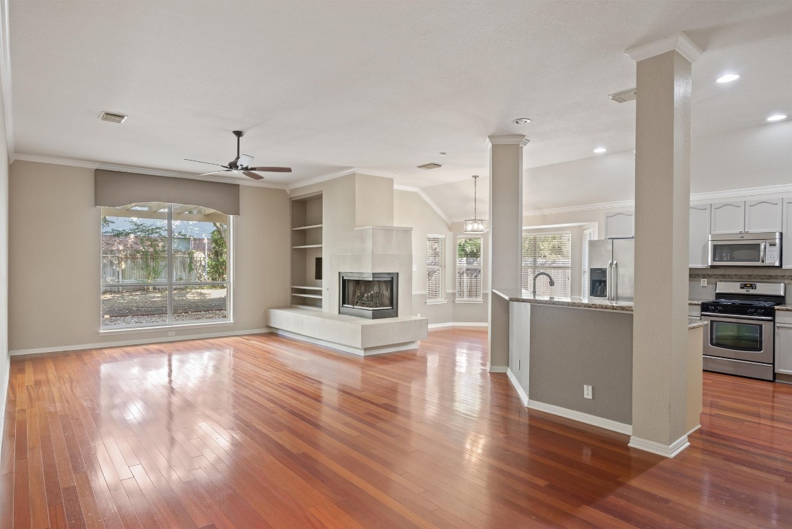 7124 Quimper Lane Austin, TX 78749 - Photo 23 of 40