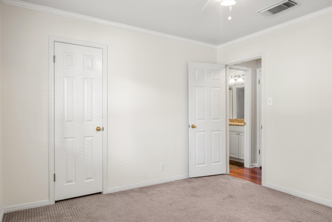 7124 Quimper Lane Austin, TX 78749 - Photo 8 of 40