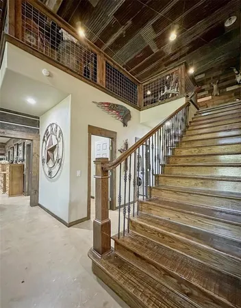 $2,995,000 | 1990 Jim Harry Loop, Sunset, TX 76270