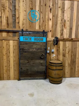 $2,995,000 | 1990 Jim Harry Loop, Sunset, TX 76270