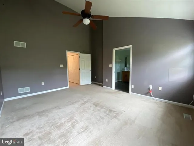 $1,750 | 211 Morningside Drive, Falling Waters, WV 25419