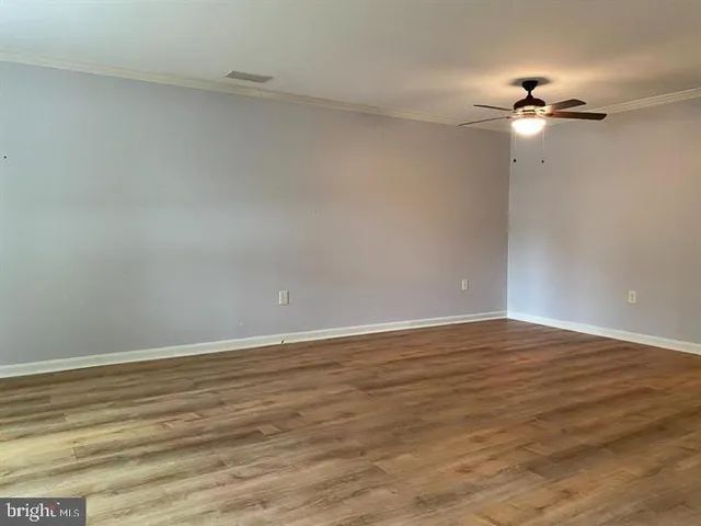 $1,750 | 211 Morningside Drive, Falling Waters, WV 25419