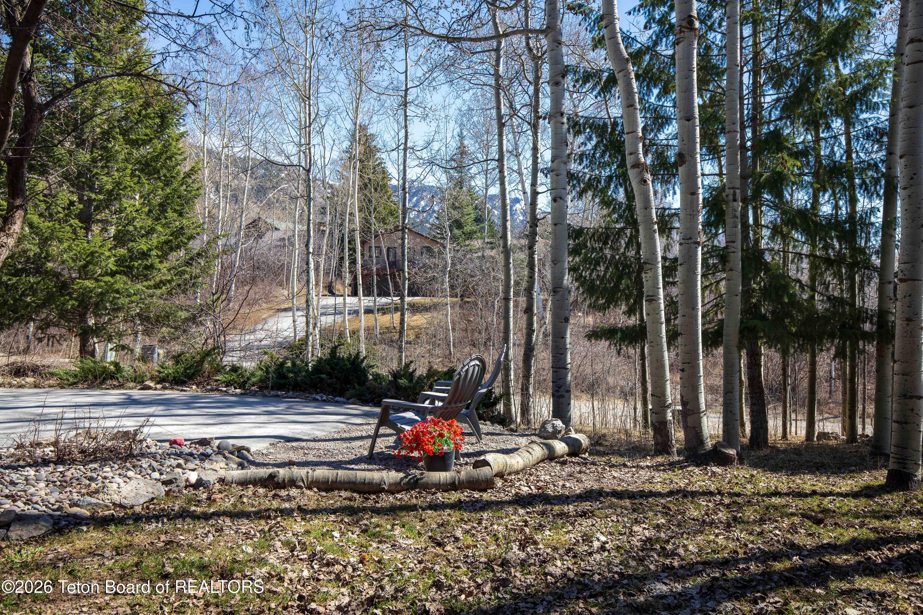 378 Sugar Loaf Drive Star Valley Ranch, WY 83127 - Photo 11 of 40 378 Sugar Loaf IMG_2800