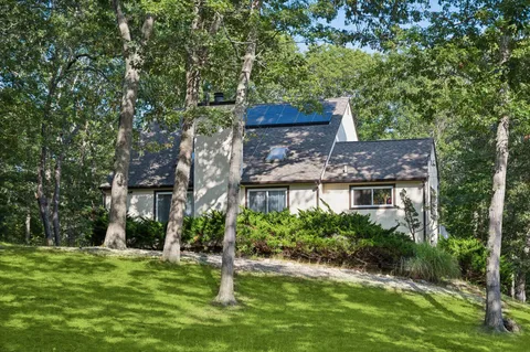 $1,995,000 | 24 Lincoln Street, Sag Harbor, NY 11963