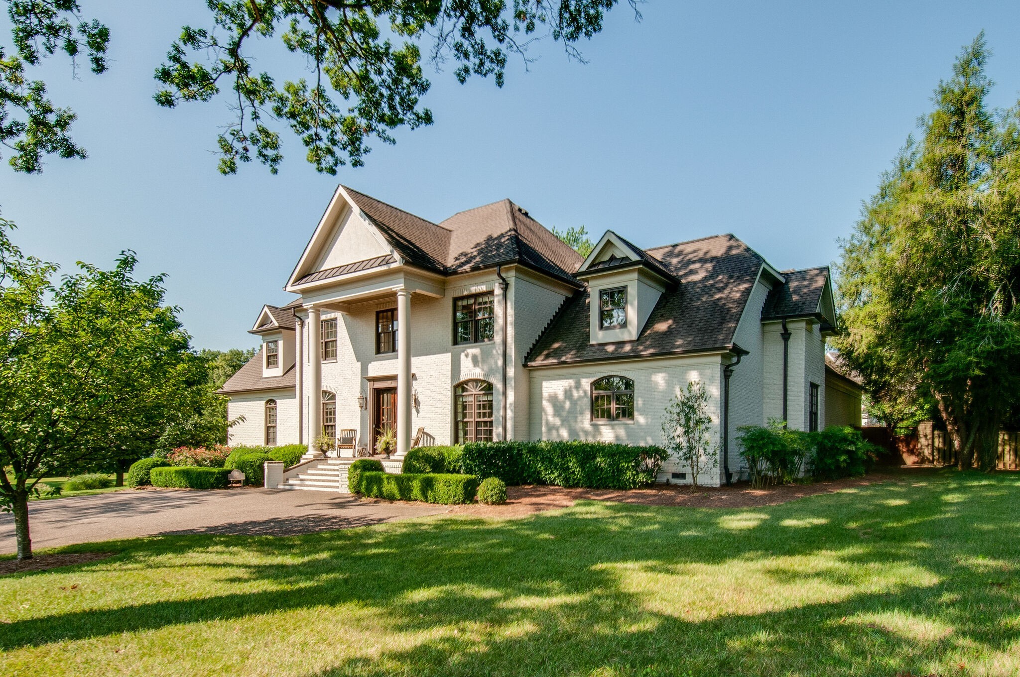 131 Page Road Nashville, TN 37205 - Photo 3 of 49