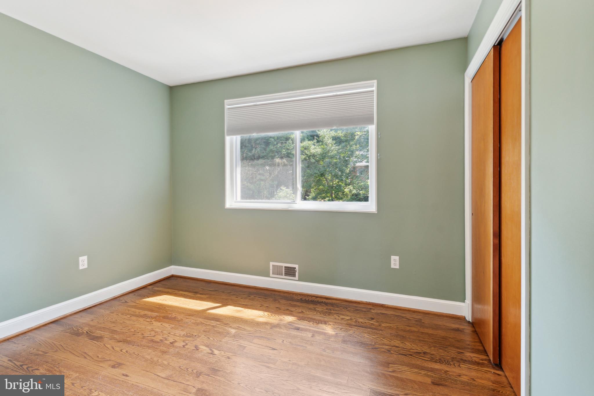 10117 Renfrew Road Silver Spring, MD 20901 - Photo 14 of 27 Bedroom
