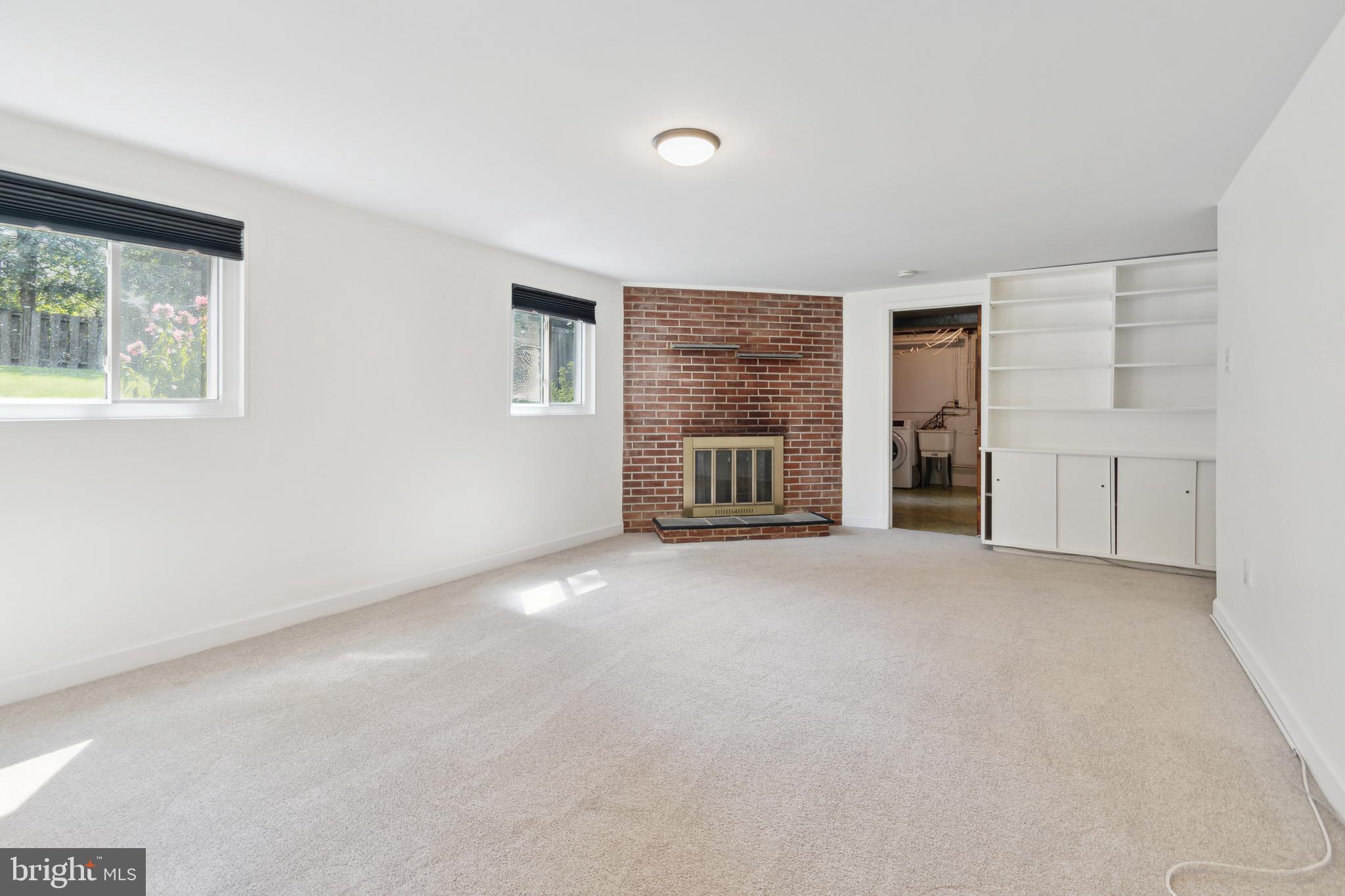 10117 Renfrew Road Silver Spring, MD 20901 - Photo 18 of 27 Family Room