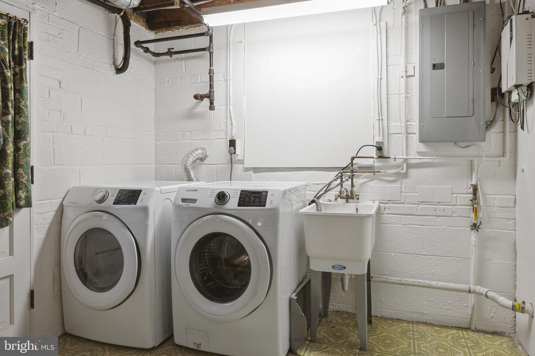 10117 Renfrew Road Silver Spring, MD 20901 - Photo 21 of 27 Laundry Room