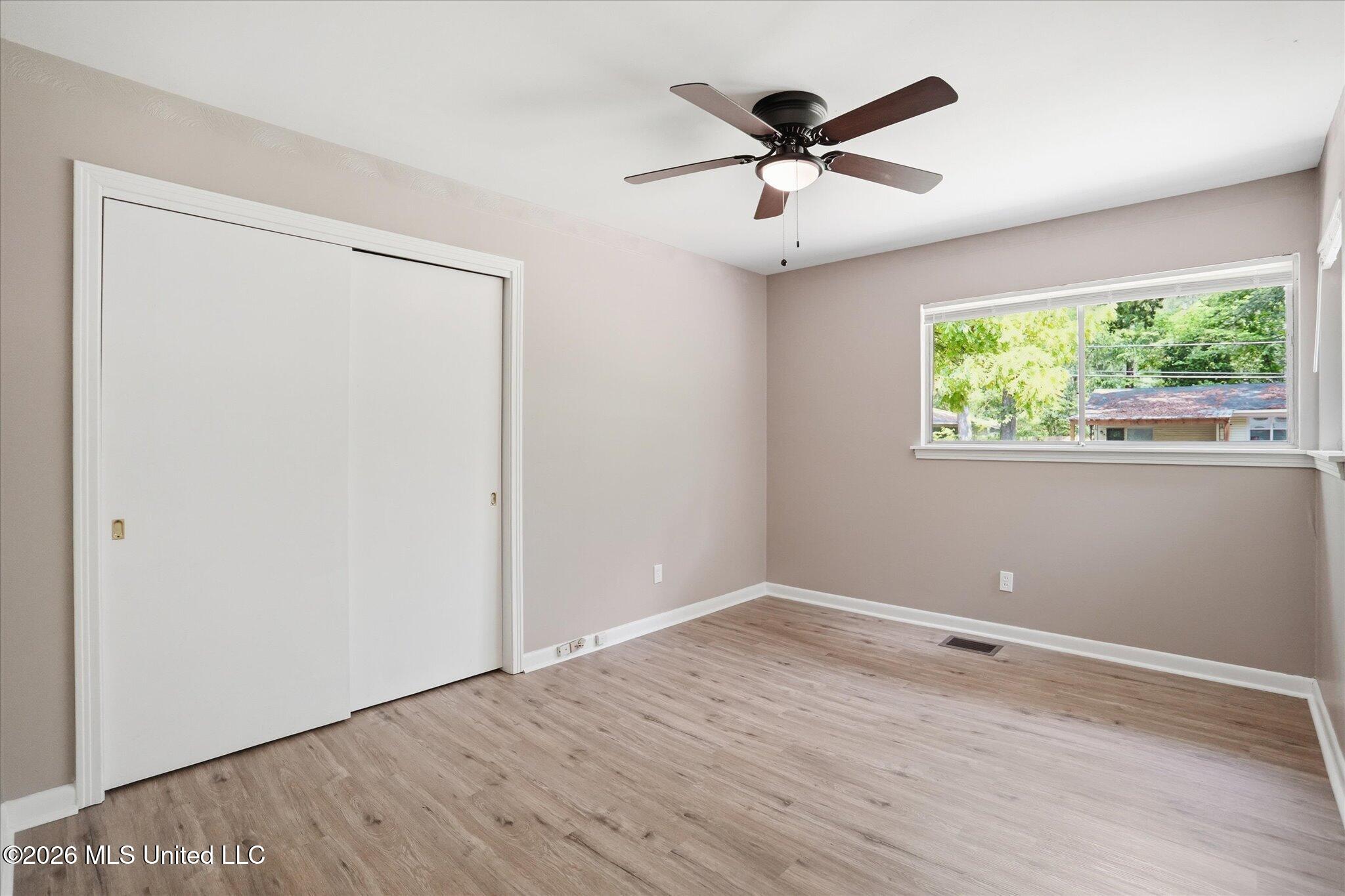 5523 Wayneland Drive Jackson, MS 39211 - Photo 21 of 31 24-5523_Wayneland_Dr_019