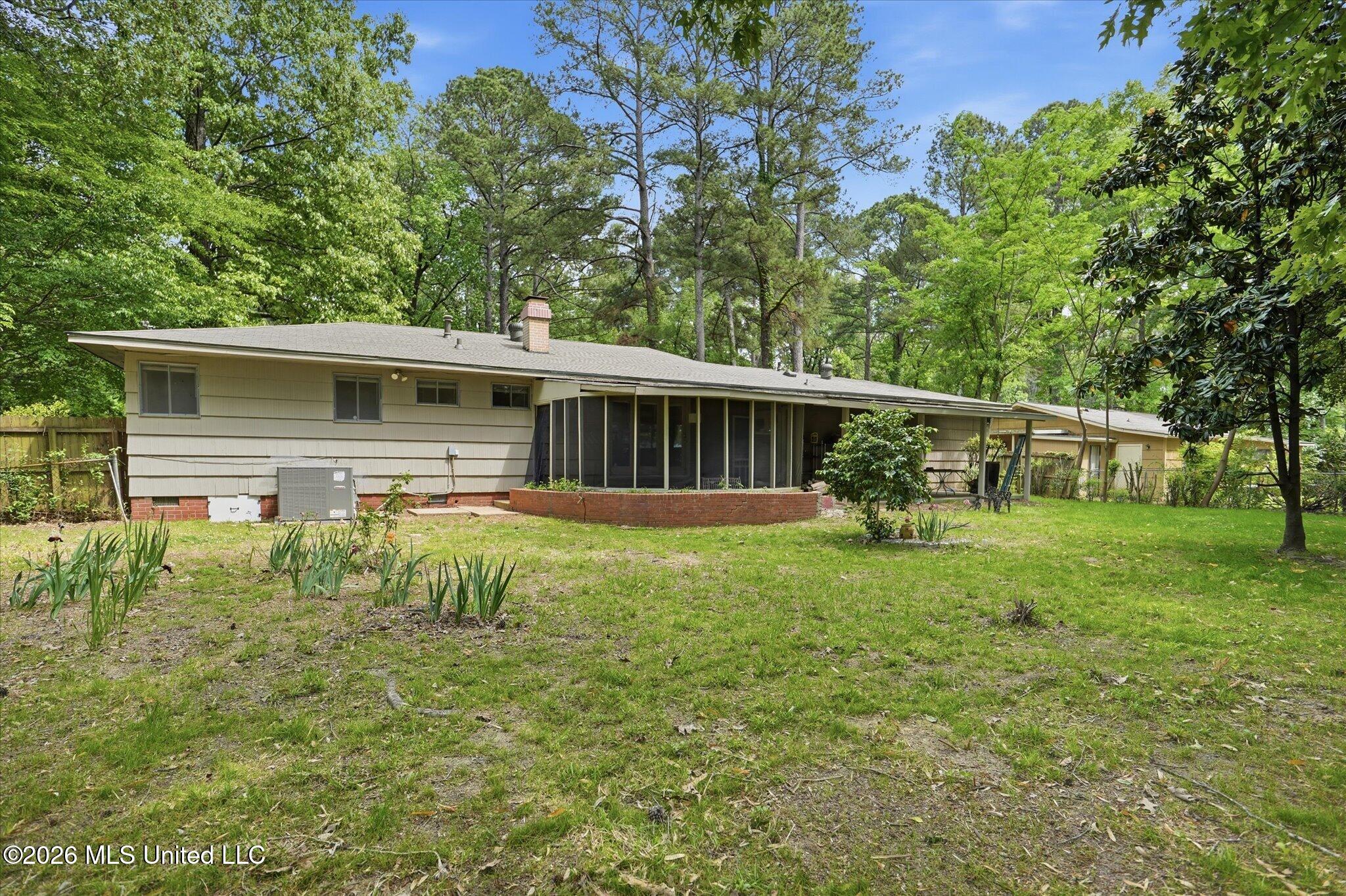 5523 Wayneland Drive Jackson, MS 39211 - Photo 29 of 31 32-5523_Wayneland_Dr_027