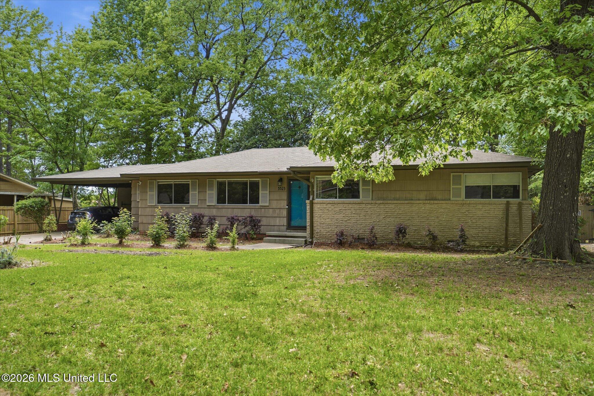 5523 Wayneland Drive Jackson, MS 39211 - Photo 3 of 31 03-5523_Wayneland_Dr_032