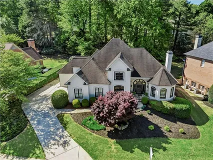 $1,150,000 | 9170 Nesbit Lakes Drive, Alpharetta, GA 30022