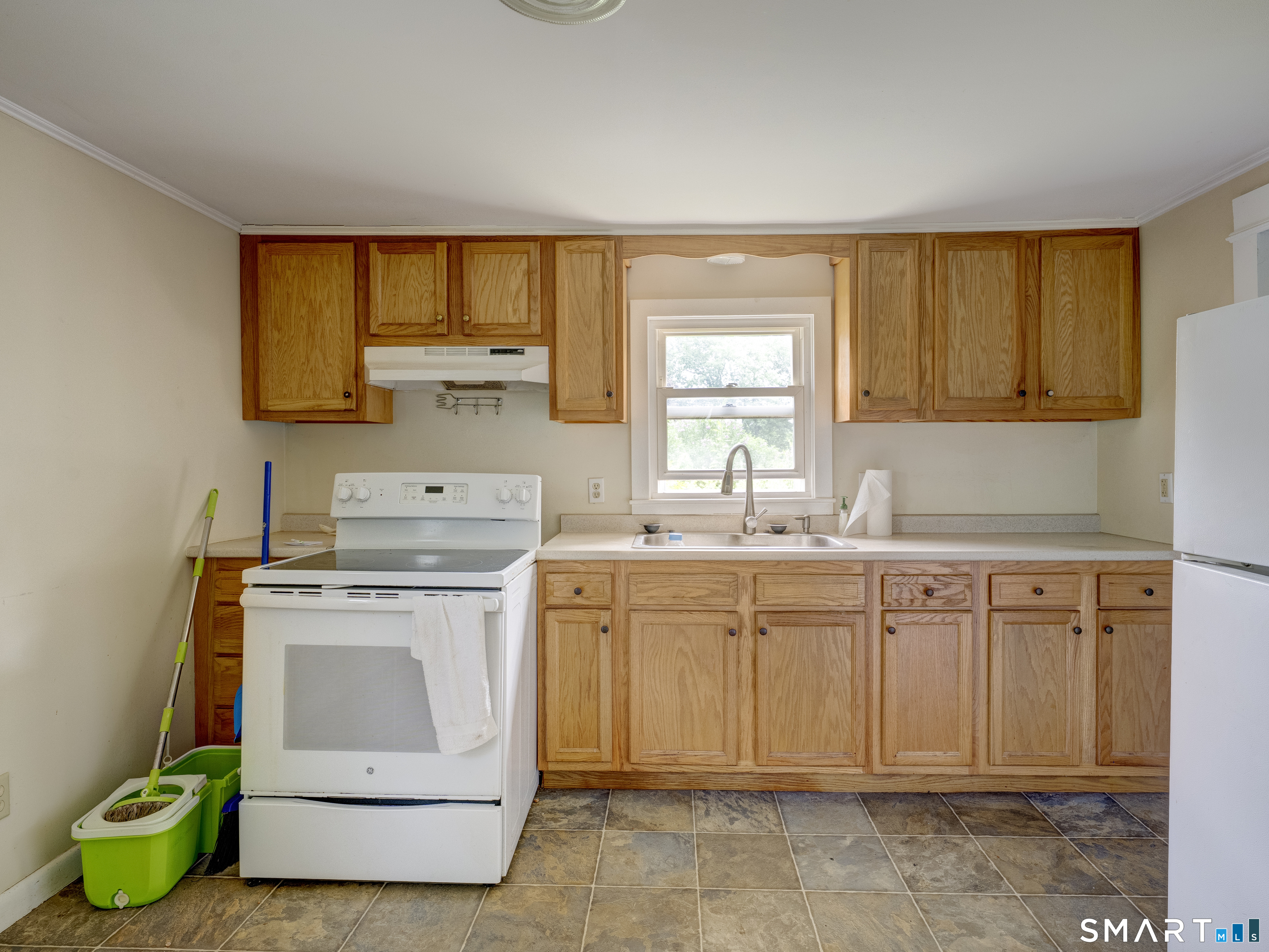 42 Mines Road Bristol, CT 06010 - Photo 20 of 30