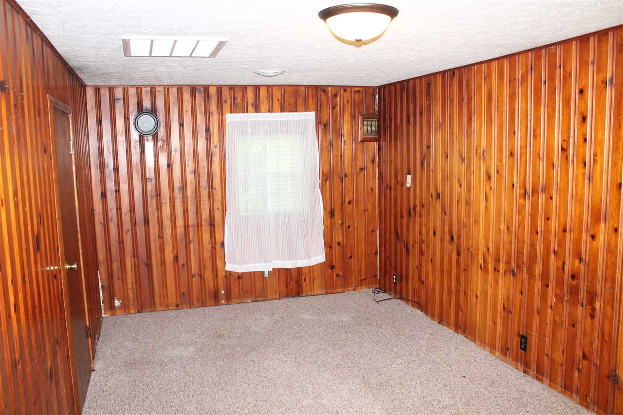 2665 Williams Road Bedford, IN 47421 - Photo 5 of 7 Gallery Image 5