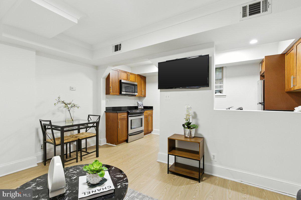 1367 K Street Southeast, Unit B Washington, DC 20003 - Photo 9 of 21 Open concept apartment