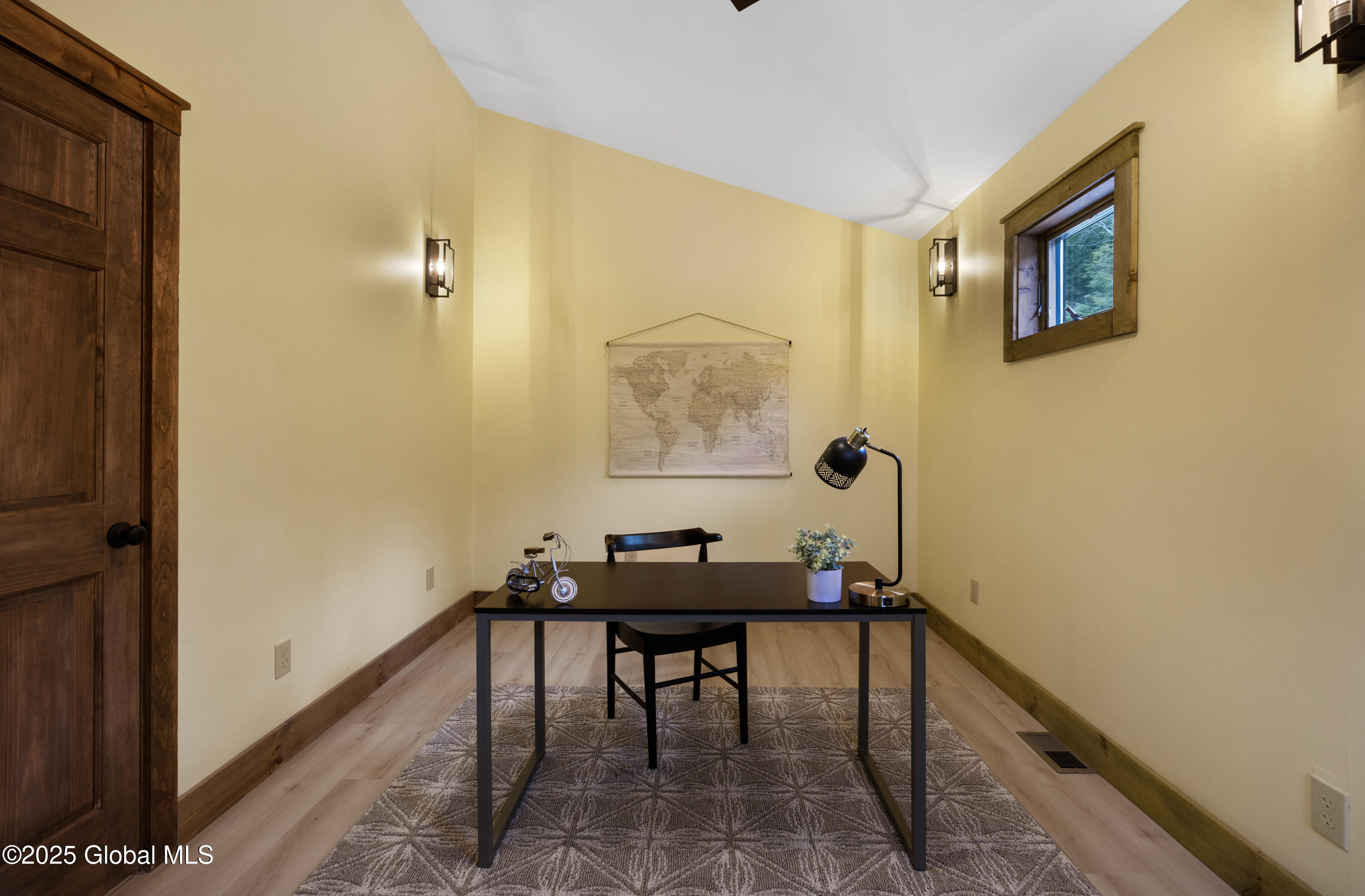 9 Spring Woods Diamond Point, NY 12824 - Photo 27 of 52 3 (17)