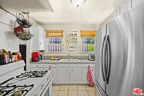 $1,250,000 | 6104 Winans Drive, Los Angeles, CA 90068