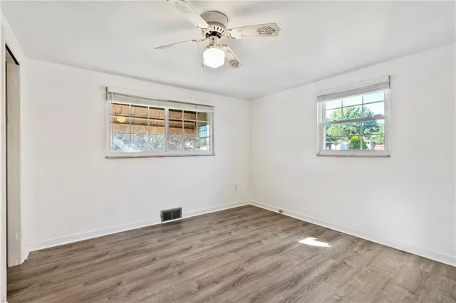 $274,000 | 309 Thorne Street, Houston, PA 15342