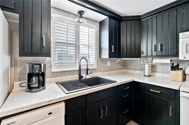 $274,000 | 309 Thorne Street, Houston, PA 15342