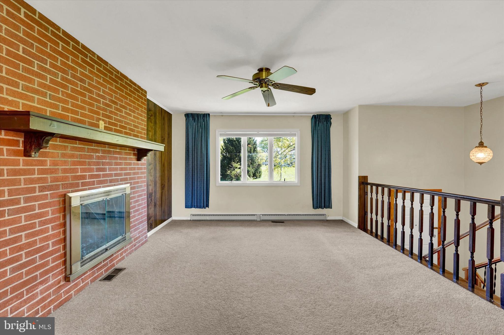 4342 Cooper Road Whiteford, MD 21160 - Photo 4 of 26 Living Room