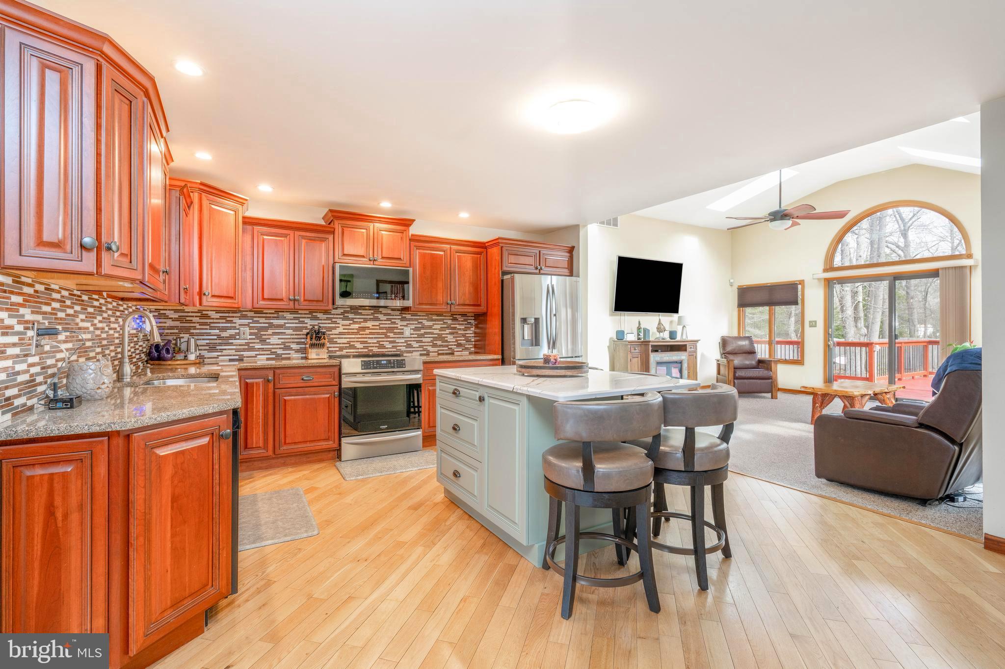 42 Allentown Road Southampton, NJ 08088 - Photo 3 of 46 Gallery Image 3