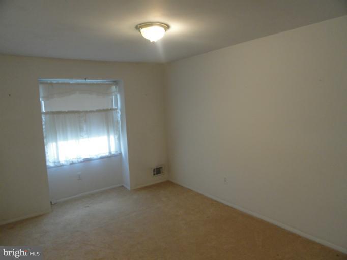 5685 Arnhem Road Baltimore, MD 21206 - Photo 2 of 24 Bedroom
