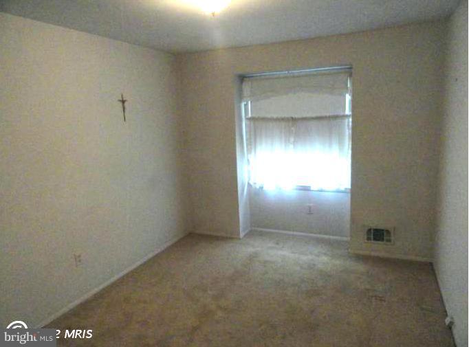 5685 Arnhem Road Baltimore, MD 21206 - Photo 8 of 24 Interior (General)