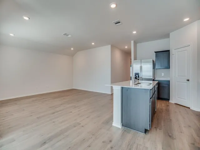 $2,175 | 1328 Briar Hl Drive, Denton, TX 76207