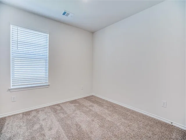 $2,175 | 1328 Briar Hl Drive, Denton, TX 76207