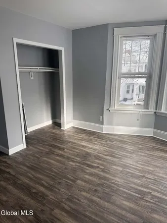 $2,300 | 1687 Avenue A, Schenectady, NY 12308