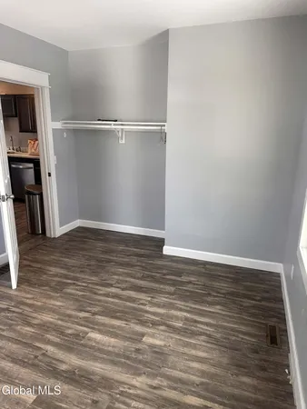 $2,300 | 1687 Avenue A, Schenectady, NY 12308