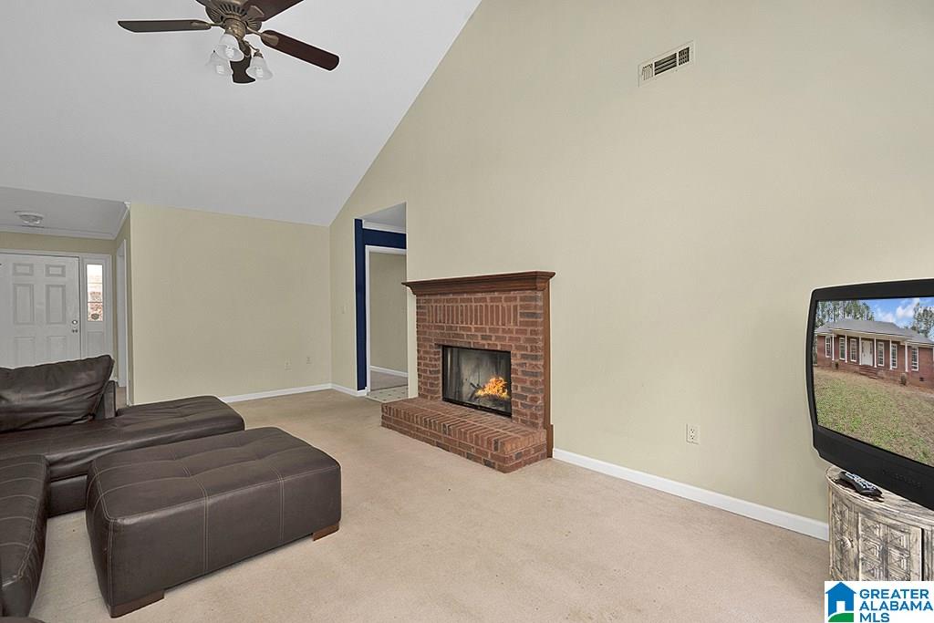 408 Aviation Road Southeast Bessemer, AL 35022 - Photo 6 of 26