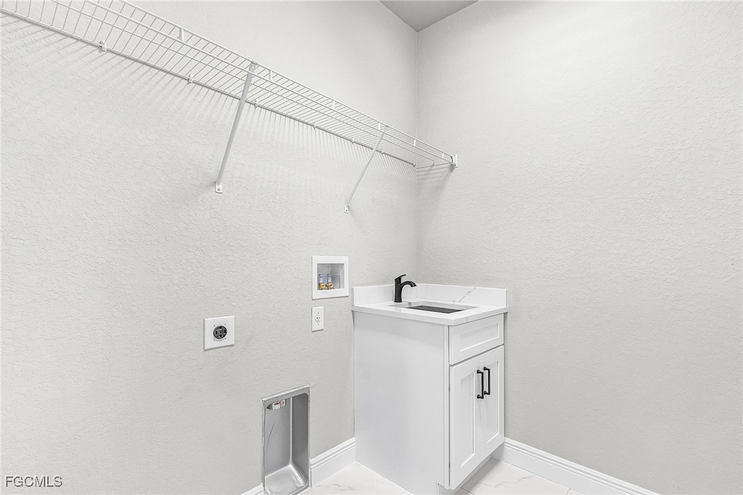 526 Braelyn Street LaBelle, FL 33935 - Photo 7 of 11