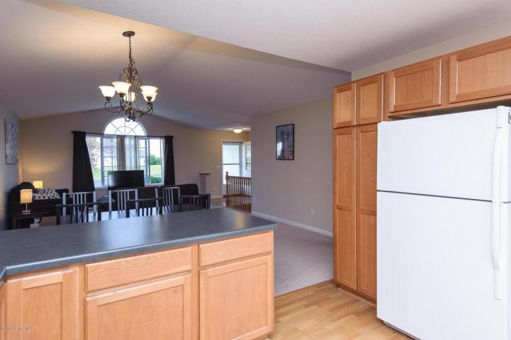 4518 Lookout Place Northwest Rochester, MN 55901 - Photo 9 of 26 Gallery Image 9