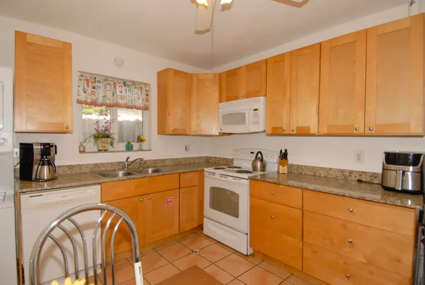 $759,000 | 205 Southeast 4th Terrace, Unit 12, Dania Beach, FL 33004