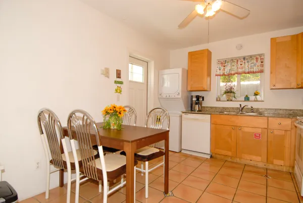 $759,000 | 205 Southeast 4th Terrace, Unit 12, Dania Beach, FL 33004