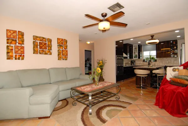 $759,000 | 205 Southeast 4th Terrace, Unit 12, Dania Beach, FL 33004