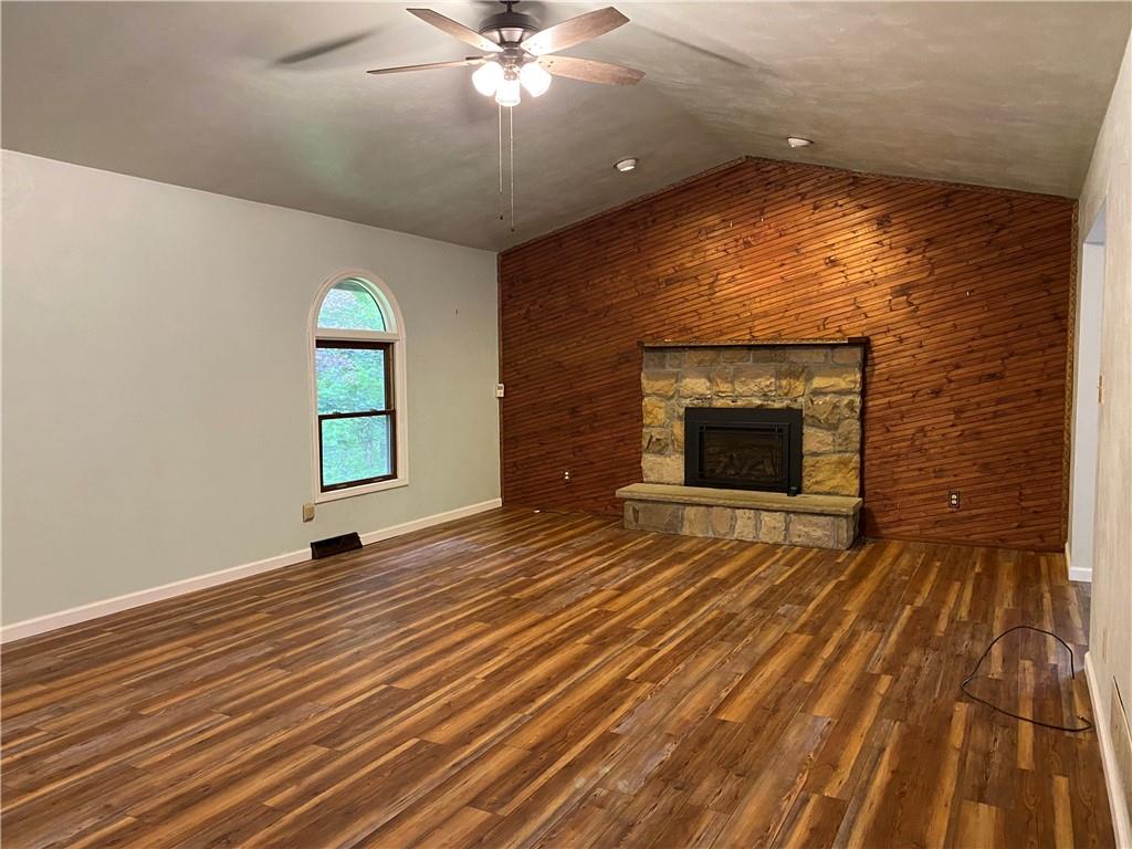 120 Alter Road New Kensington, PA 15068 - Photo 2 of 26