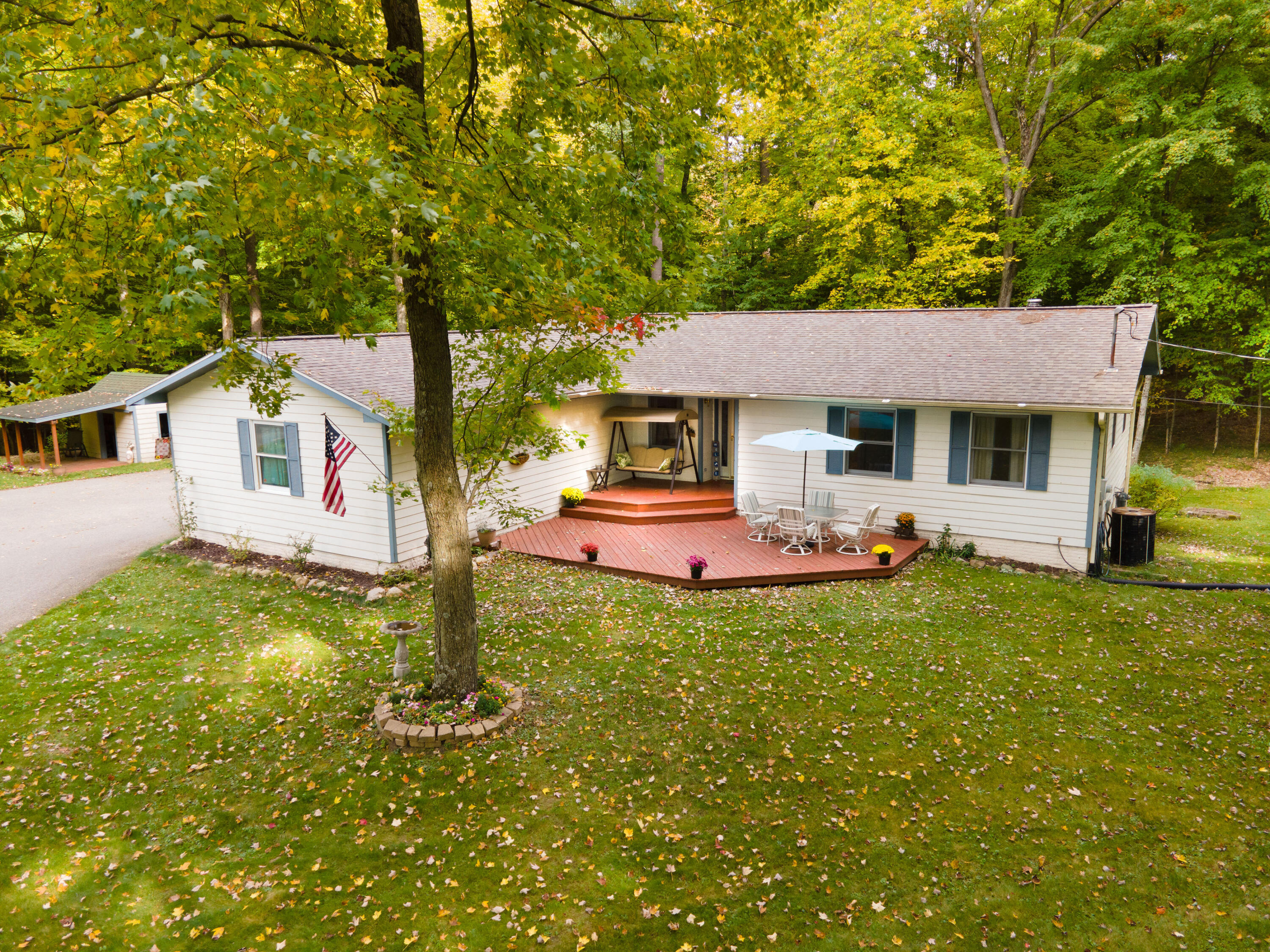 2. Front Exterior Center 2