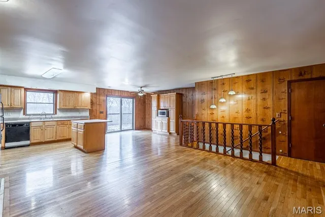 $310,000 | 3 Southwoods Drive, Festus, MO 63028