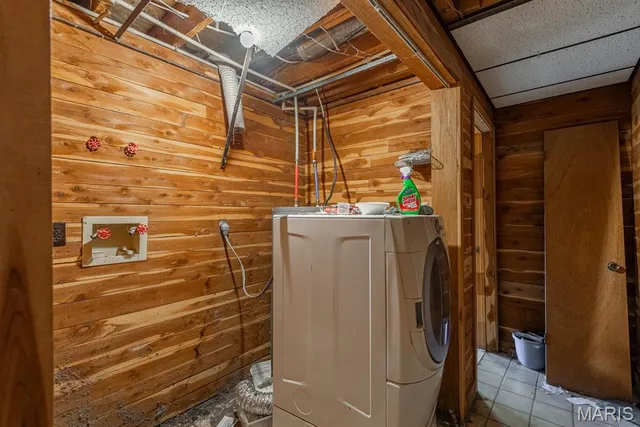 $310,000 | 3 Southwoods Drive, Festus, MO 63028