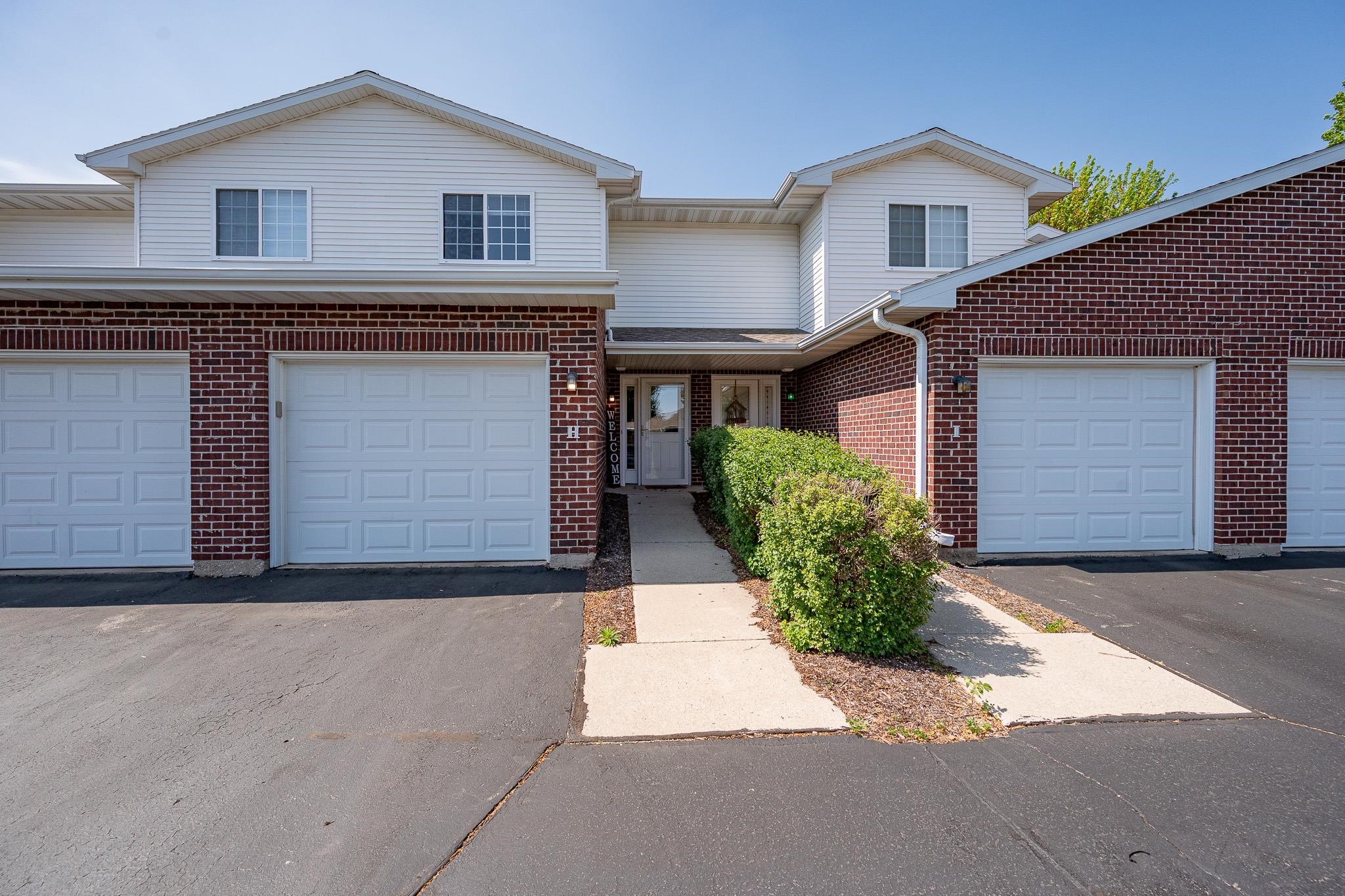 1909 Riverside Drive, Unit H Green Bay, WI 54313 - Photo 45 of 51