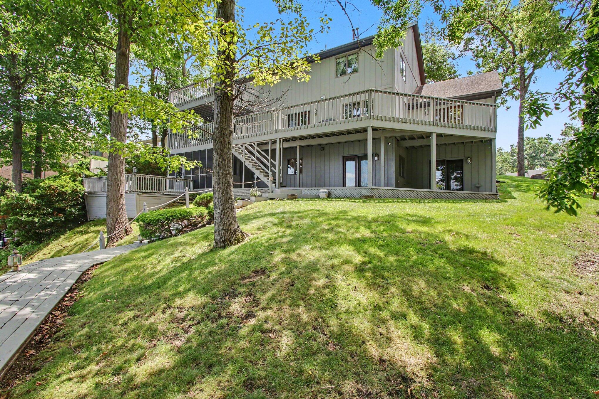 461 Amhurst Road Valparaiso, IN 46385 - Photo 7 of 50 2038x1359