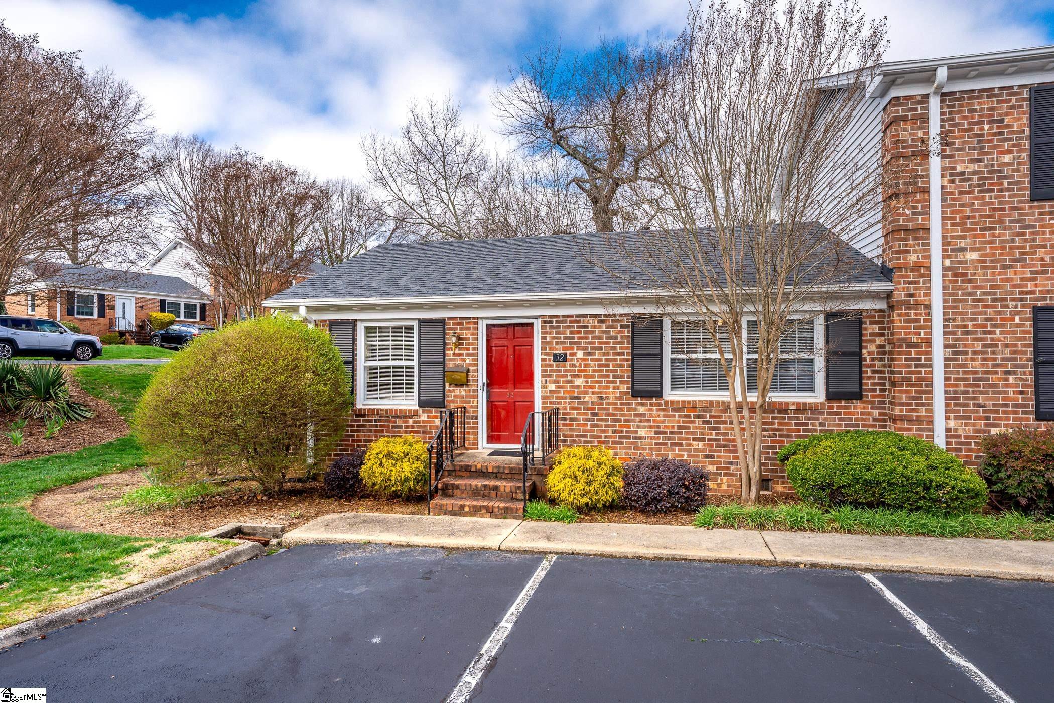 815 Edwards Road, Unit 32 Greenville, SC 29615 - Photo 2 of 23 Gallery Image 2