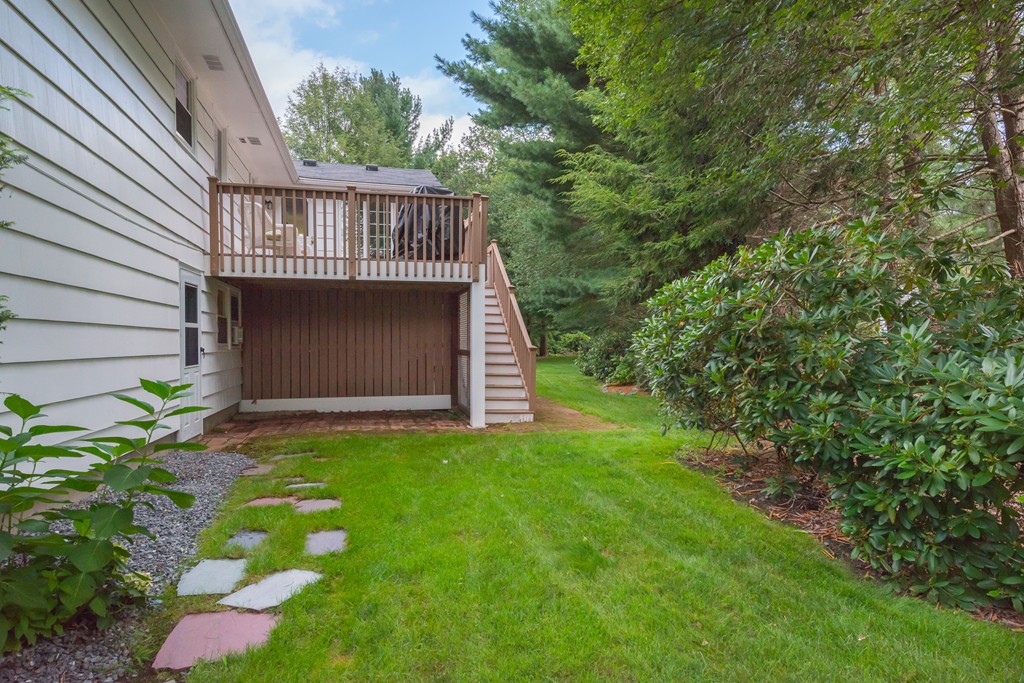 252 Worthen Road East Lexington, MA 02421 - Photo 3 of 22