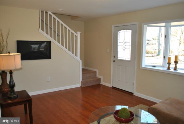 803 Meadow Road Severn, MD 21144 - Photo 22 of 30 Living Room