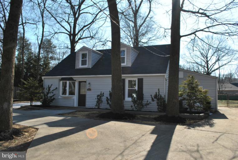 803 Meadow Road Severn, MD 21144 - Photo 4 of 30 Exterior (Front)
