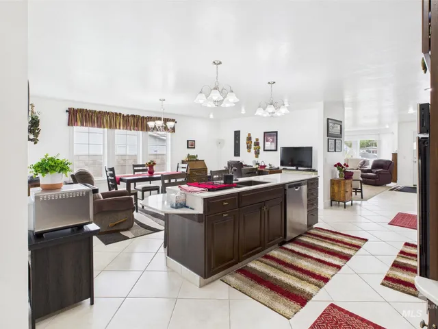 $345,000 | 11 North 3rd W Street, Paul, ID 83347