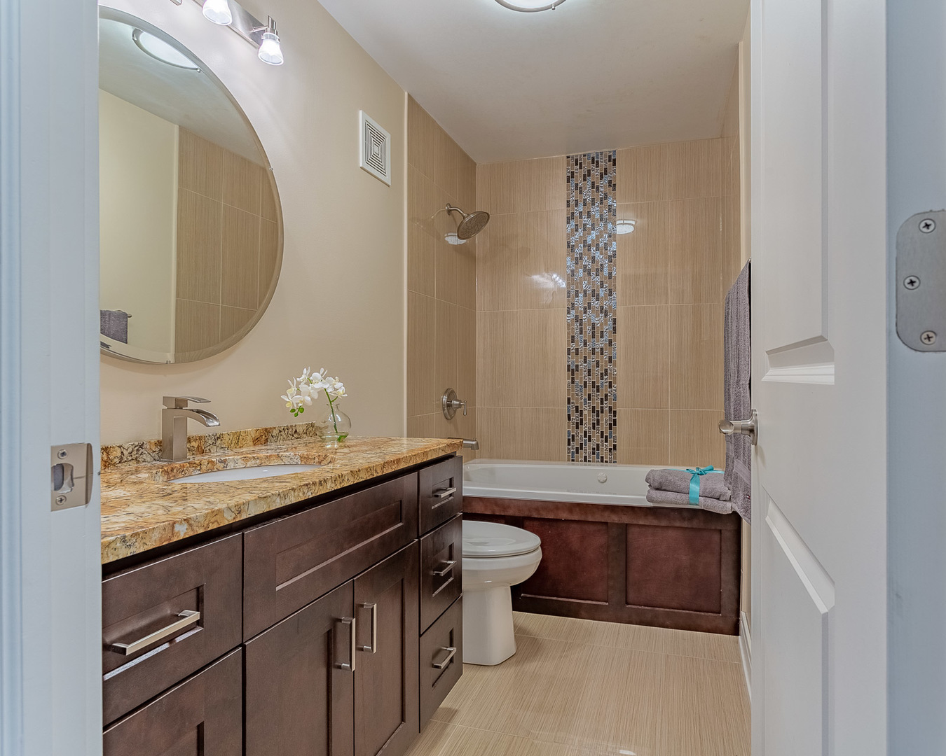 1615 East Central Road, Unit 401A Arlington Heights, IL 60005 - Photo 13 of 16